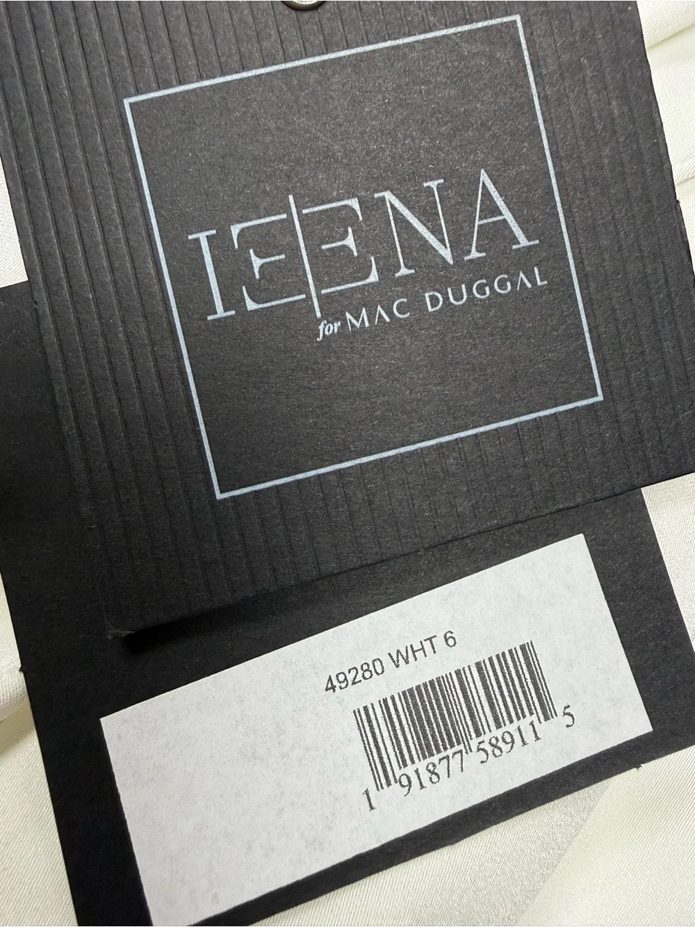 Mac Duggal nwt ieena